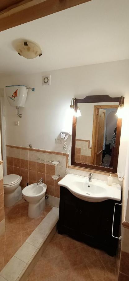 Ferienwohnung La Pigna Sbarazzina Rocca di Cambio Exterior foto